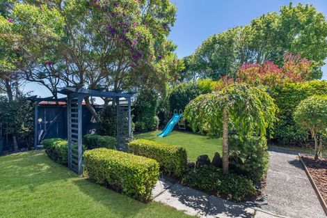 Photo of property in 64 Gloucester Road, Manurewa, Auckland, 2102
