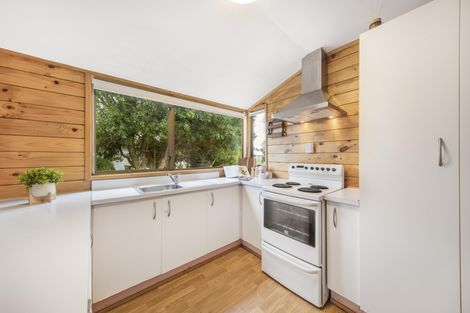 Photo of property in 107 Wattle Farm Road, Wattle Downs, Auckland, 2103