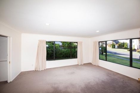 Photo of property in 39 Waverton Terrace, Churton Park, Wellington, 6037