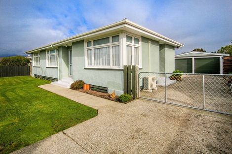 Photo of property in 4 Eastons Road, Westport, 7825