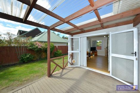 Photo of property in 104 Yaldhurst Road, Sockburn, Christchurch, 8042