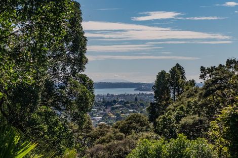 Photo of property in 43 Kohu Road, Titirangi, Auckland, 0604