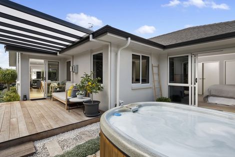 Photo of property in 206 Rowesdale Drive, Ohauiti, Tauranga, 3112