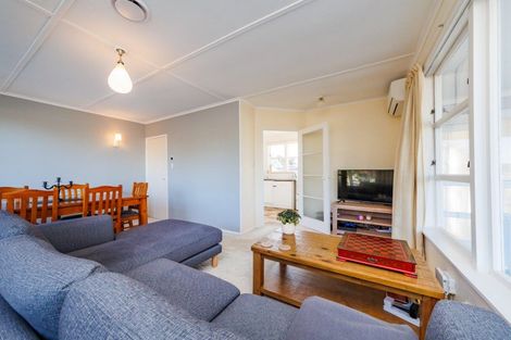 Photo of property in 2 Signal Street, Marton, 4710