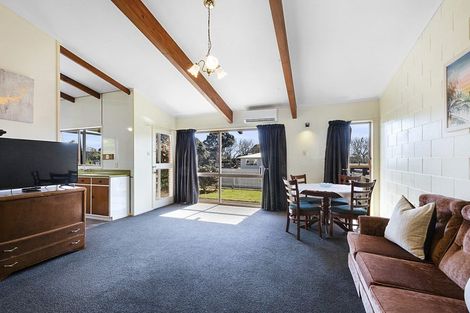 Photo of property in 20/1 Rimu Street, Strandon, New Plymouth, 4312