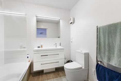Photo of property in Pirie Street Townhouses, 19/35u Pirie Street, Mount Victoria, Wellington, 6011