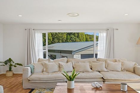 Photo of property in 1 Takahe Drive, Cashmere, Christchurch, 8022