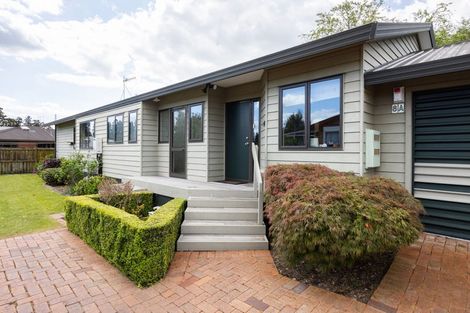 Photo of property in 8 Rimmington Drive, Hamilton Lake, Hamilton, 3204