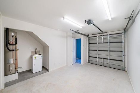 Photo of property in 37 Holystone Road, Whitby, Porirua, 5024