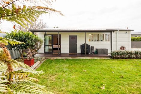 Photo of property in 90 Brightwater Terrace, Terrace End, Palmerston North, 4410