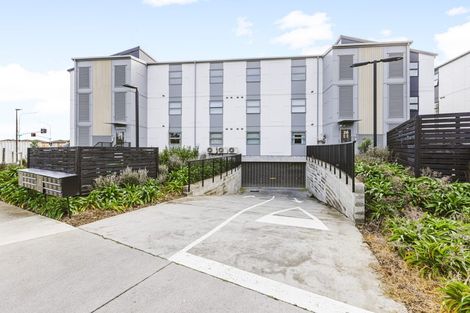 Photo of property in 304/26 Shortfin Place, Flat Bush, Auckland, 2019