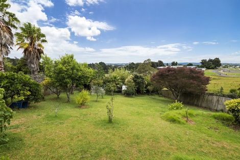 Photo of property in 466 Don Buck Road, Massey, Auckland, 0614