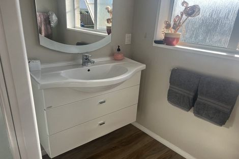 Photo of property in 59 Callender Terrace, Paraparaumu Beach, Paraparaumu, 5032