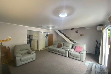 Photo of property in 82 Middleton Road, Churton Park, Wellington, 6037