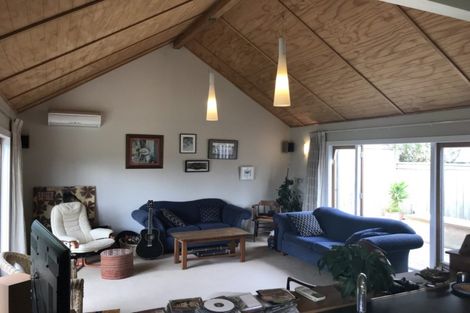 Photo of property in 33 Hall Street, Newtown, Wellington, 6021