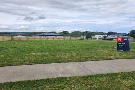 Photo of property in 27 Allan Avenue, Lytton West, 4071