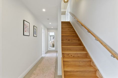 Photo of property in 83d Seatoun Heights Road, Seatoun, Wellington, 6022