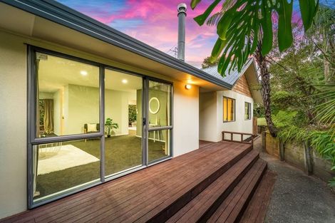 Photo of property in 151f Colwill Road, Massey, Auckland, 0614