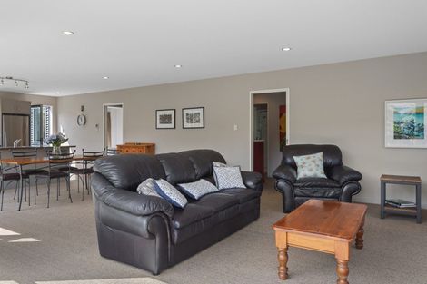 Photo of property in 11 Manuka Terrace, Duvauchelle, 7581