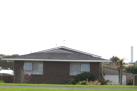 Photo of property in 10 Norwich Avenue, Spotswood, New Plymouth, 4310