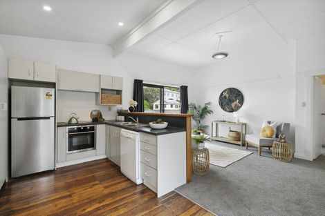 Photo of property in 18 Asquith Terrace, Brooklyn, Wellington, 6021