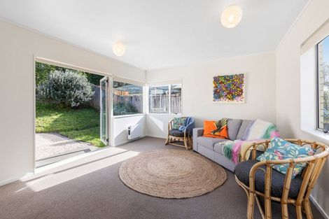 Photo of property in 37 Kona Crescent, Henderson, Auckland, 0610