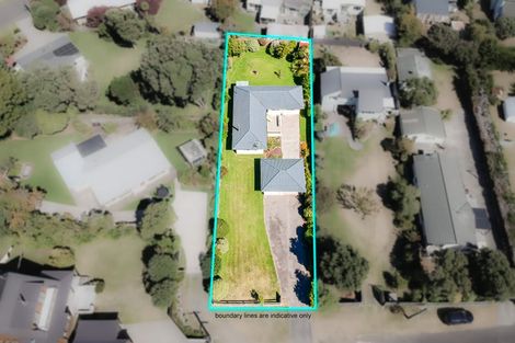 Photo of property in 22 Hohiria Street, Waikanae Beach, Waikanae, 5036