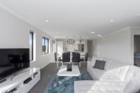 Photo of property in 9 Tamapahore Boulevard, Papamoa Beach, Papamoa, 3118