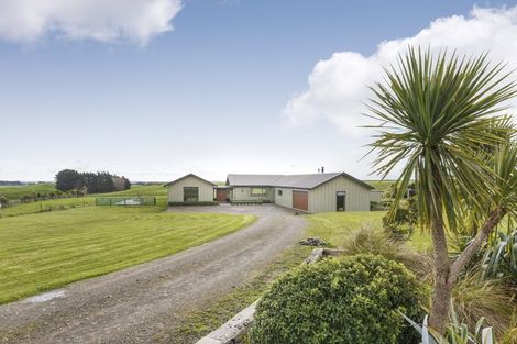Photo of property in 151 Mount Stewart Halcombe Road, Sanson, Palmerston North, 4479