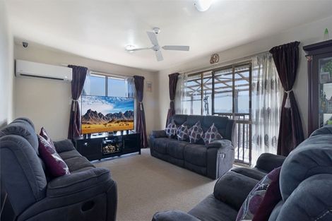 Photo of property in 11 Northridge Terrace, Massey, Auckland, 0614