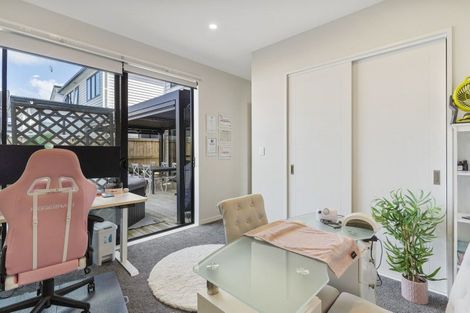 Photo of property in 8 Hato Road, Hobsonville, Auckland, 0616