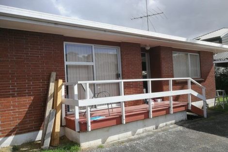 Photo of property in 18 Ramillies Place, Glenfield, Auckland, 0629