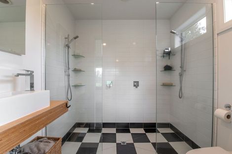 Photo of property in 4/142 Mapara Road, Acacia Bay, Taupo, 3385