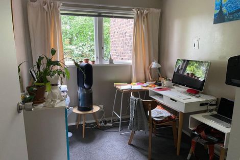 Photo of property in 4 Nassau Court, Half Moon Bay, Auckland, 2012