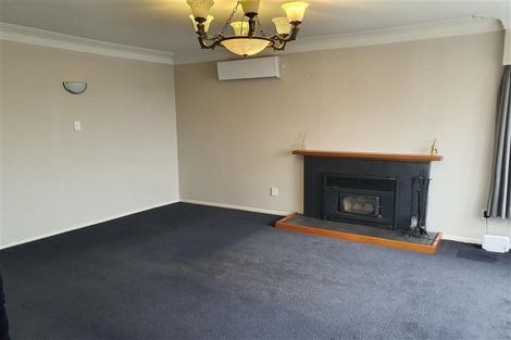 Photo of property in 91 Stottholm Road, Titirangi, Auckland, 0604