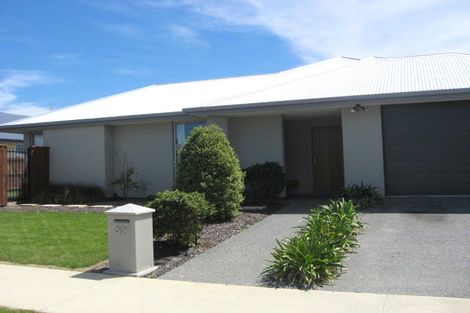 Photo of property in 52 O'neill Avenue, Northwood, Christchurch, 8051