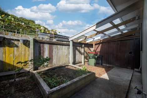 Photo of property in 2/2 Nikau Street, Stoke, Nelson, 7011