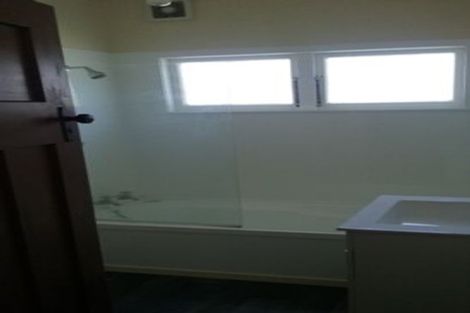 Photo of property in 38 Puriri Terrace, Roslyn, Palmerston North, 4414