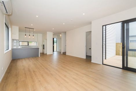 Photo of property in 71 Salamanca Road, Sunnynook, Auckland, 0620