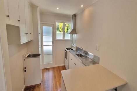Photo of property in 105 Te Atatu Road, Te Atatu South, Auckland, 0610
