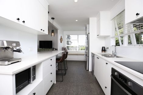 Photo of property in 54 Helena Street, Massey, Auckland, 0614