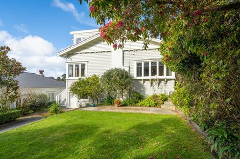 Photo of property in 35 The Rigi, Northland, Wellington, 6012