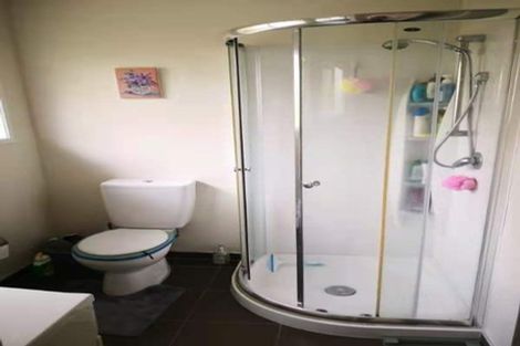 Photo of property in 129 Oaktree Avenue, Browns Bay, Auckland, 0630