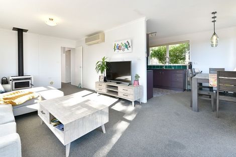 Photo of property in 33 Rautawhiri Road, Helensville, 0800