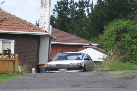 Photo of property in 50 West Coast Road, Glen Eden, Auckland, 0602