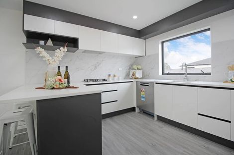 Photo of property in 58e Friesian Drive, Mangere, Auckland, 2022