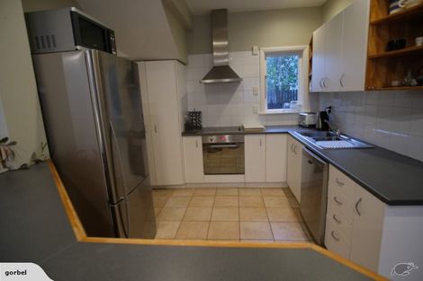 Photo of property in 14a U5 Glenmore Street, Thorndon, Wellington, 6011