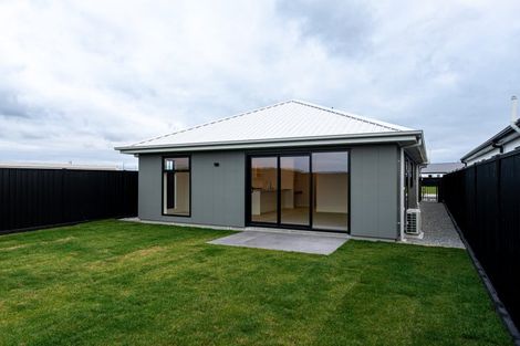 Photo of property in 32 Mcgarry Drive, Kaiapoi, 7630
