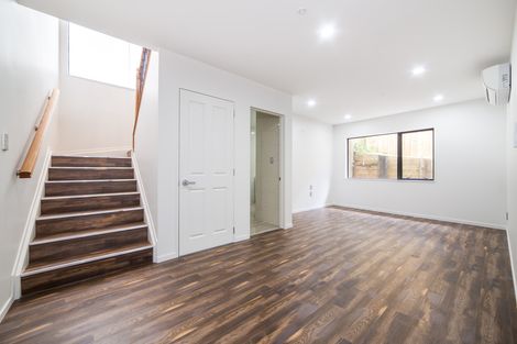 Photo of property in 3b De Val Drive, Titirangi, Auckland, 0604