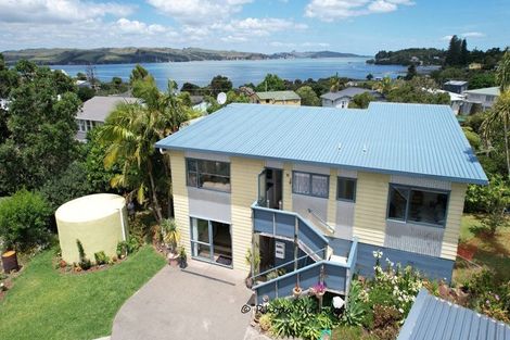 Photo of property in 16 Mariner Cove Road, Tinopai, Matakohe, 0593